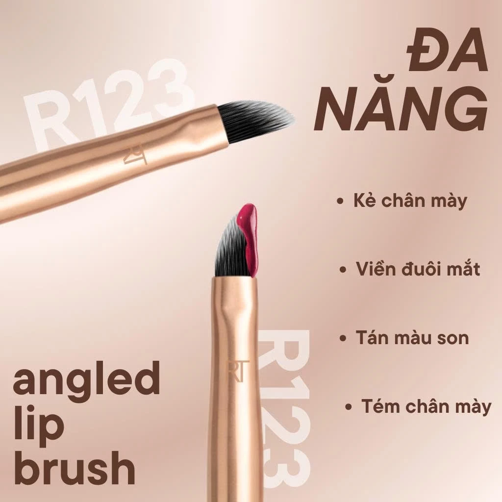  Cọ Môi Đầu Vát RT Real Techniques Angled Lip Brush R123